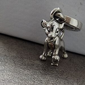 Pandora - Disney, 100th Anniversary Simba Lab Dangle Charm-no Diamond
